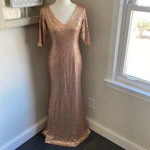𝅺THEIA Bridesmaids Sequin Half Sleeve Mermaid Gown